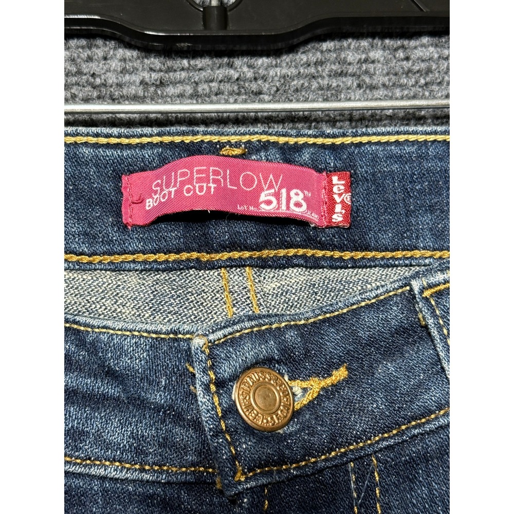 Levi's 518 Superlow Bootcut Jeans Women 7 Short Blue Low Rise Stretch - Picture 2 of 10